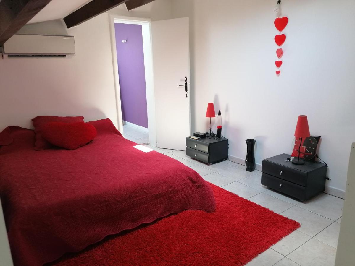 Appartement Meuble A Villeneuve Les Maguelone Екстериор снимка