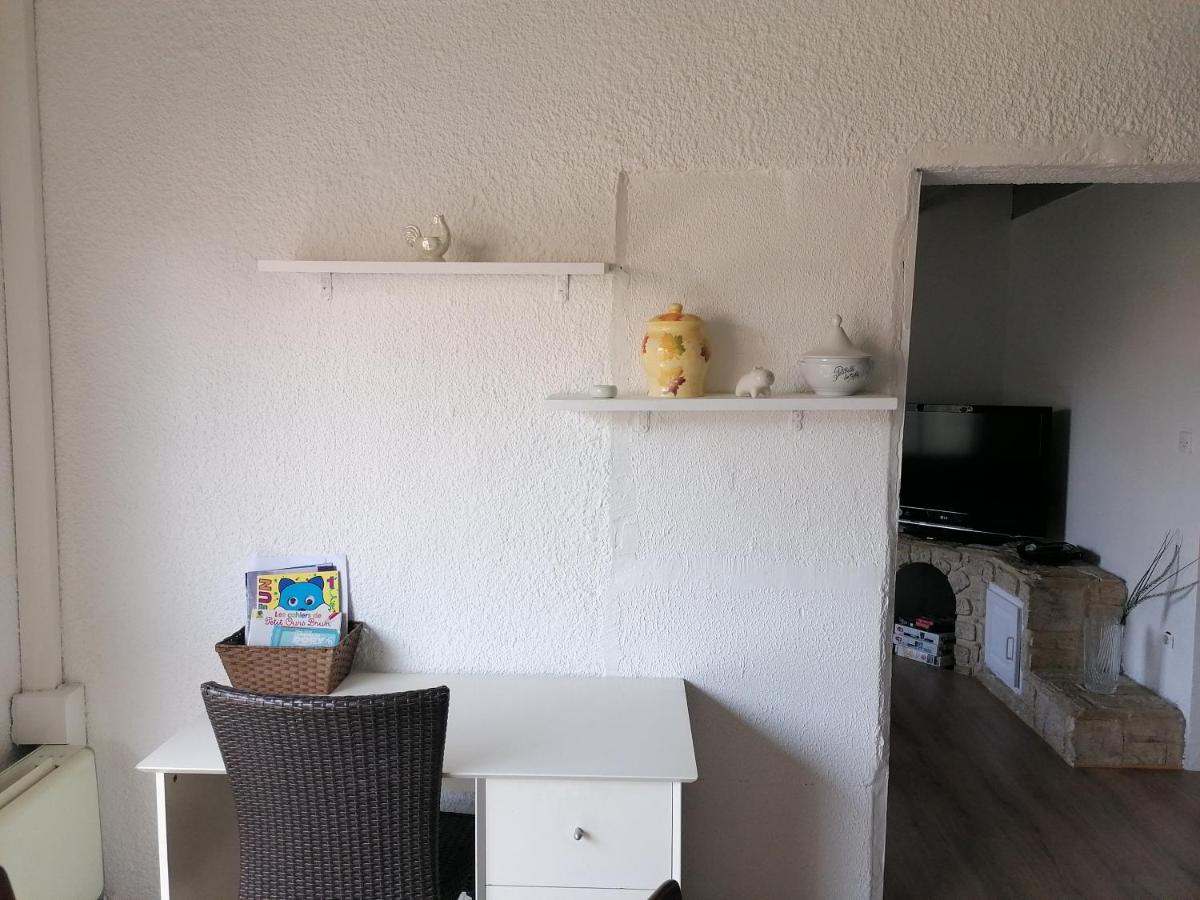 Appartement Meuble A Villeneuve Les Maguelone Екстериор снимка