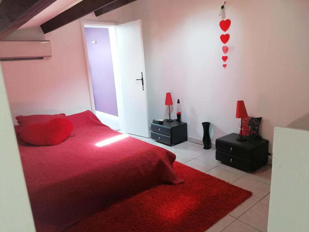 Appartement Meuble A Villeneuve Les Maguelone Екстериор снимка